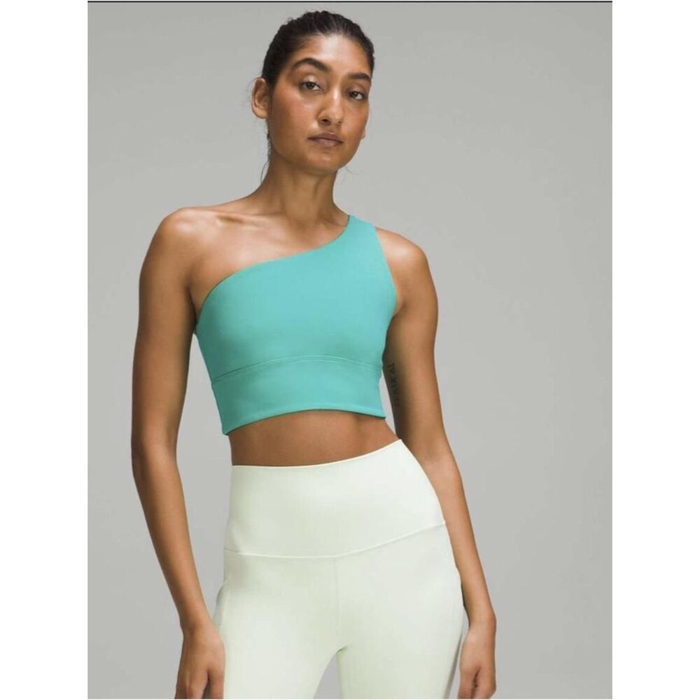 Lululemon Women's Green Bra